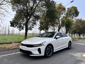 起亚K5 2020款 270T CVVD 豪华科技版