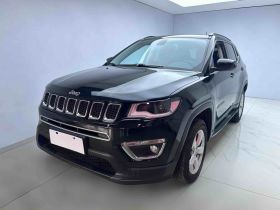 Jeep 指南者 2020款 220T 自动精英版