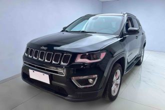 Jeep 指南者 2020款 220T 自动精英版