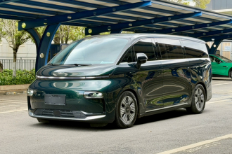 吉利银河 翼真L380 2024款 140度 6座 四驱Ultra