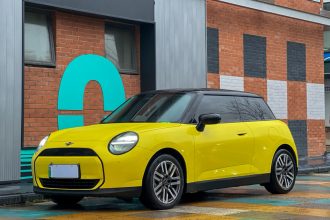 电动MINI COOPER 2024款 456km COOPER E 经典派