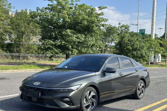 现代 伊兰特 2023款 1.5L CVT GLX精英版