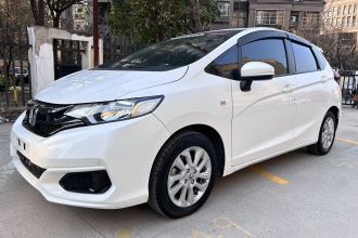 本田 飞度 2018款 1.5L CVT舒适天窗版