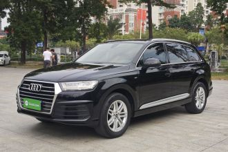 奥迪Q7 2018款 40 TFSI S line运动型