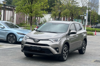 丰田 RAV4荣放 2019款 2.0L CVT两驱风尚版 国VI