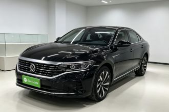 大众 帕萨特 2023款 改款 330TSI 豪华版