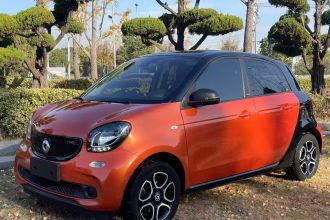 smart forfour 2018款 1.0L 52千瓦激情版