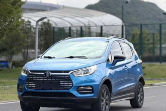 比亚迪 元新能源 2019款 EV360 智联领尚型