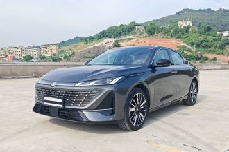 长安 逸动 2026款 第四代 1.5T 500Bar 智享型