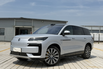 腾势N9 2025款 尊荣型