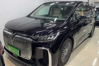 岚图汽车 岚图梦想家 2025款 PHEV 四驱旗舰鲲鹏版
