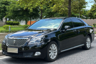 丰田 皇冠 2011款 2.5L Royal 真皮天窗特别版
