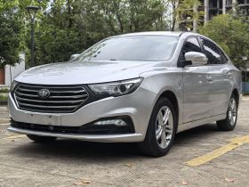 奔腾B30 2016款 1.6L 手动豪华型