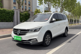 宝骏730 2017款 1.8L iAMT尊享型 7座