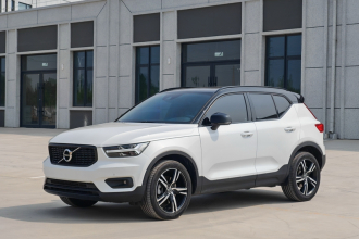 沃尔沃XC40 2021款 T4 四驱智远运动版