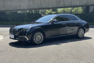 奔驰E级 2022款 改款三 E 300 L 豪华型