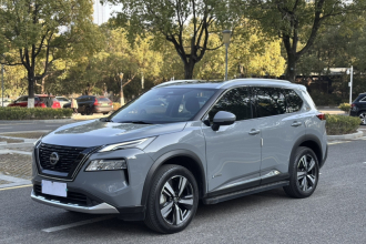 日产 奇骏 2023款 e-POWER 超混双电机四驱至尊版
