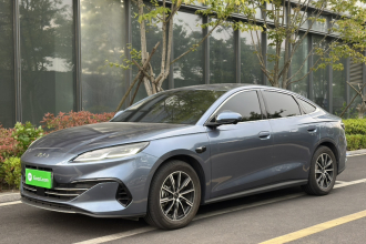比亚迪 海豹06新能源 2025款 DM-i 智驾版 120KM尊荣型