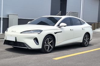 比亚迪 海豹07 DM-i 2026款 DM-i 1.5T 230km 尊荣型