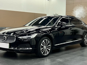 沃尔沃S90新能源 2024款 插电式混动 四驱长续航智逸豪华版