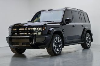 iCAR V27 2026款 200KM四驱猎鹰700