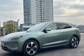 鸿蒙智行 问界M5 2022款 纯电后驱标准版