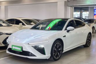 哪吒汽车 哪吒S 2024款 纯电 520km 后驱Lite版