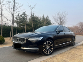 沃尔沃S90新能源 2024款 插电式混动 四驱长续航智逸豪华版