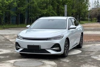 吉利银河 银河A7 2025款 EM-i 70km 豪享版