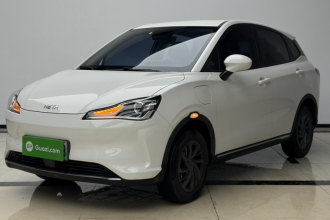 哪吒汽车 哪吒V 2022款 潮 300 Lite 磷酸铁锂