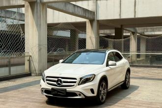 奔驰GLA 2015款 GLA 220 4MATIC 豪华型