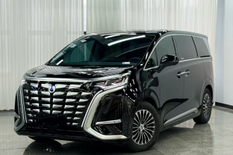 腾势D9 2022款 DM-i 970 四驱旗舰型