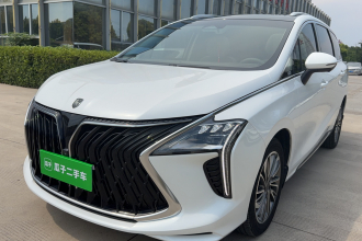 东风风行 风行游艇 2023款 1.5T DCT逐浪版