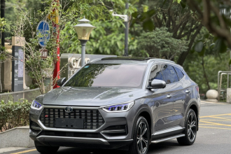 比亚迪 宋PLUS 2020款 1.5T 自动旗舰型