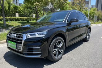 奥迪Q5L 2020款 改款 40 TFSI 荣享时尚型