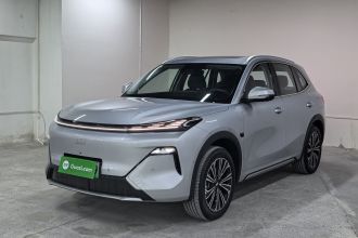 吉利银河 银河星舰7 EM-i 2026款 135km 星舰版