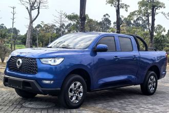 长城 炮 2021款 2.0T商用版自动柴油两驱领航型长箱GW4D20M