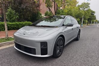 理想汽车 理想i6 2025款 两驱标准版