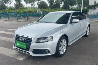 奥迪A4L 2012款 2.0 TFSI 自动技术型