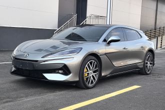 腾势Z9GT 2024款 1100四驱Pro版