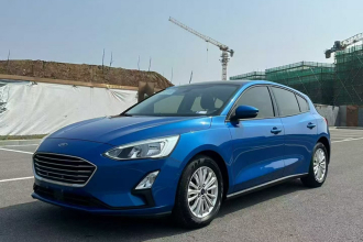 福特 福克斯 2019款 两厢 EcoBoost 180 自动锋潮型