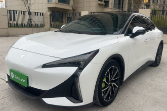 ARCFOX极狐 极狐 阿尔法S5 2024款 560MAX 185kW
