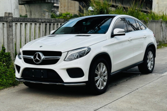奔驰GLE轿跑 2017款 GLE 320 4MATIC 轿跑SUV