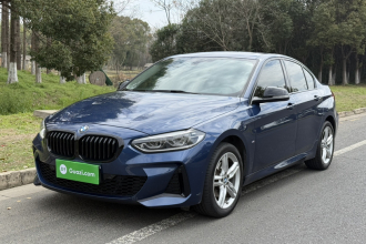 宝马1系 2021款 120i M运动曜夜版