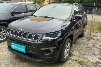 Jeep 指南者 2017款 200T 自动家享版