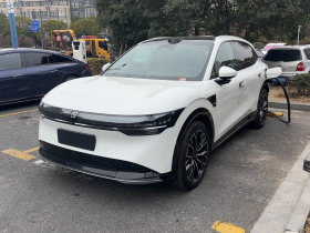 极氪7X 2025款 100kWh 长续航四驱智驾版