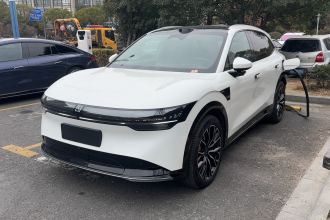 极氪7X 2025款 100kWh 长续航四驱智驾版