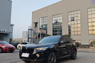 宝马X3 2022款 改款二 xDrive30i 领先型 M曜夜套装