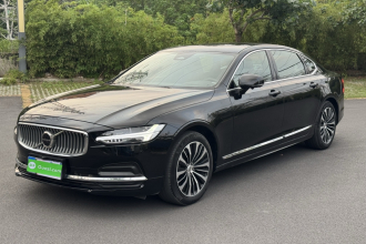 沃尔沃S90 2024款 B5 智逸豪华版