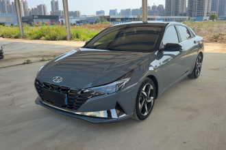 现代 伊兰特 2021款 1.5L CVT LUX尊贵版